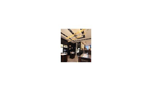 Bremont abre una tienda insignia en Hong Kong