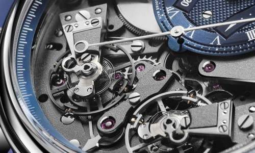 «Breguet Blue» adorna el Tradition Chronographe Indépendant 7077