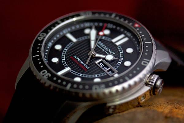 SUPERMARINE 2000 de Bremont