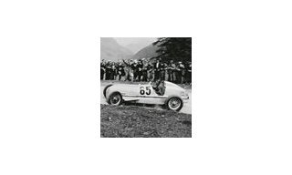 IWC trae el legendario Mercedes-Benz W25 a la subida al Klausen Pass 2013