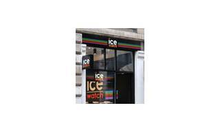 Ice-Watch planta la Bandera Belga en el Corazón de Ginebra