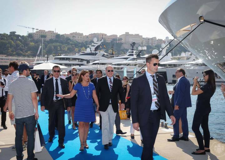 Visita oficial del Principe Alberto II al Monaco Yacht Show 