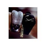 Jennifer Lopez luce un Ice-Watch en su último video