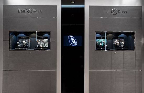 Bell & Ross abre su primera tienda en Oriente Medio