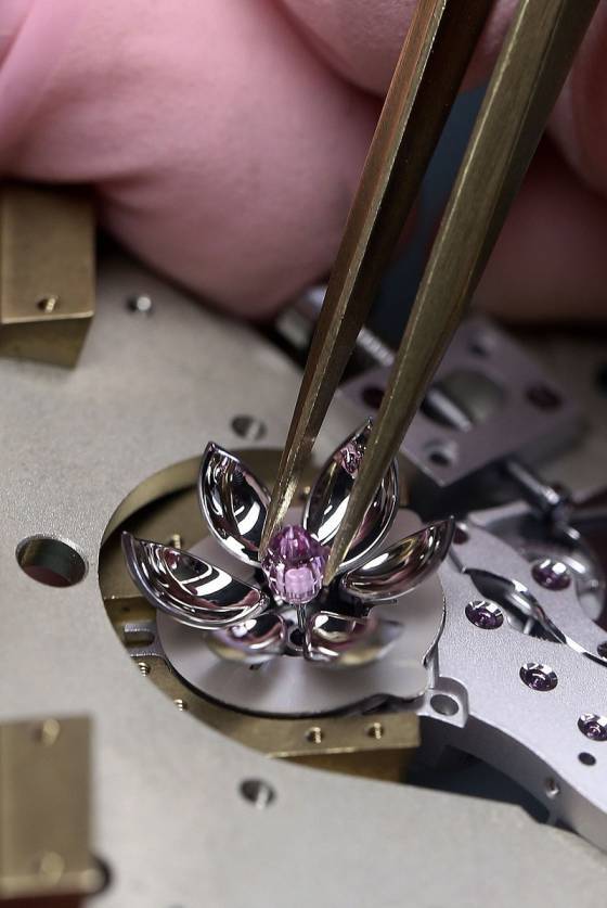 Jaquet Droz florece con el Lady 8 Flower