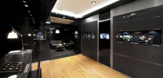 Bell & Ross abre su primera tienda en Oriente Medio