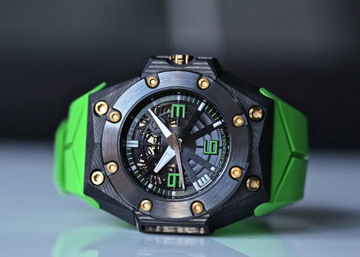 Oktopus Double Date Carbon - Green de Linde Werdelin