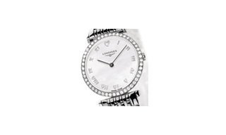 Longines: “El amor es la poesía de los sentidos”