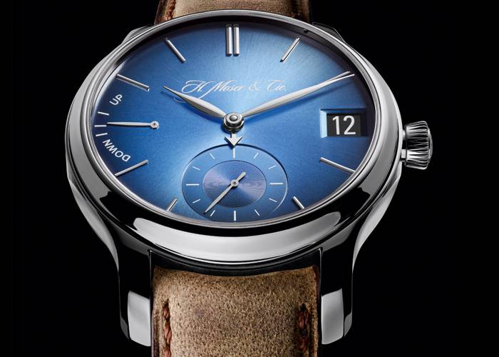 Endeavour Perpetual Calendar (Funky Blue) de H. Moser & Cie