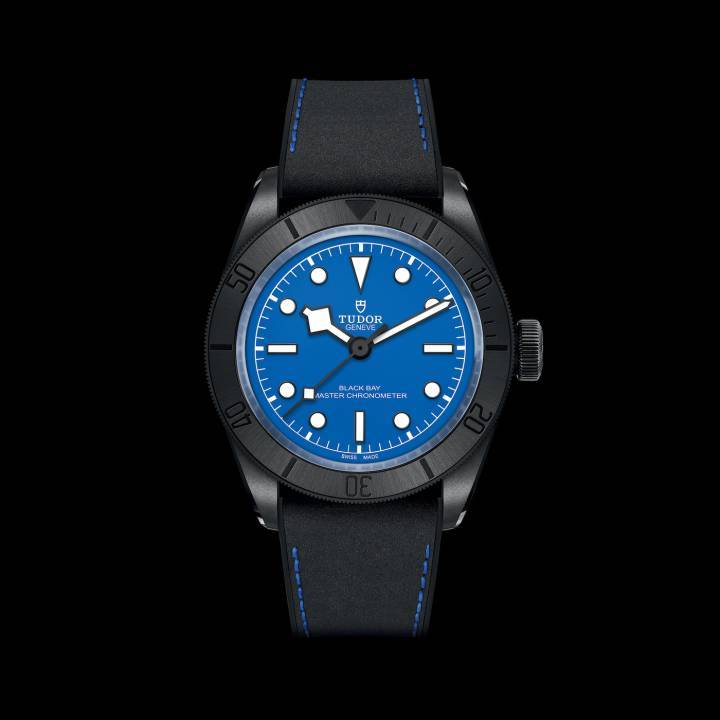 Tudor lanza al mercado al por menor el modelo exclusivo Black Bay Ceramic “Blue” del equipo Tudor F1 