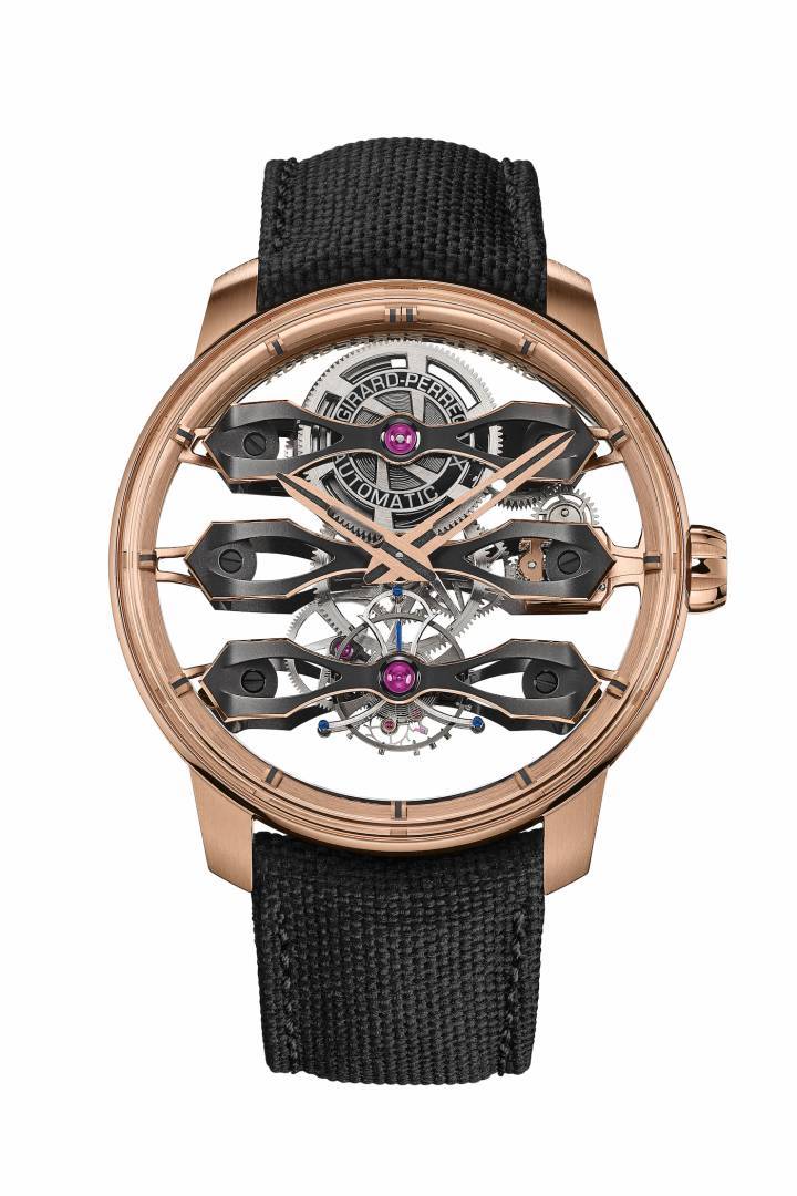 Girard-Perregaux actualiza el Tourbillon con tres puentes volantes