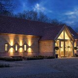 Una vista exterior de la nueva instalación relojera de Bremont en Henley on Thames