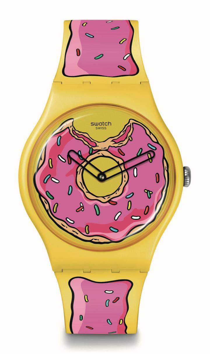 Swatch marca el regreso de los Simpson con un reloj inspirado en un donut