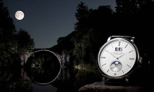La luna de Sajonia sobre A. Lange & Söhne