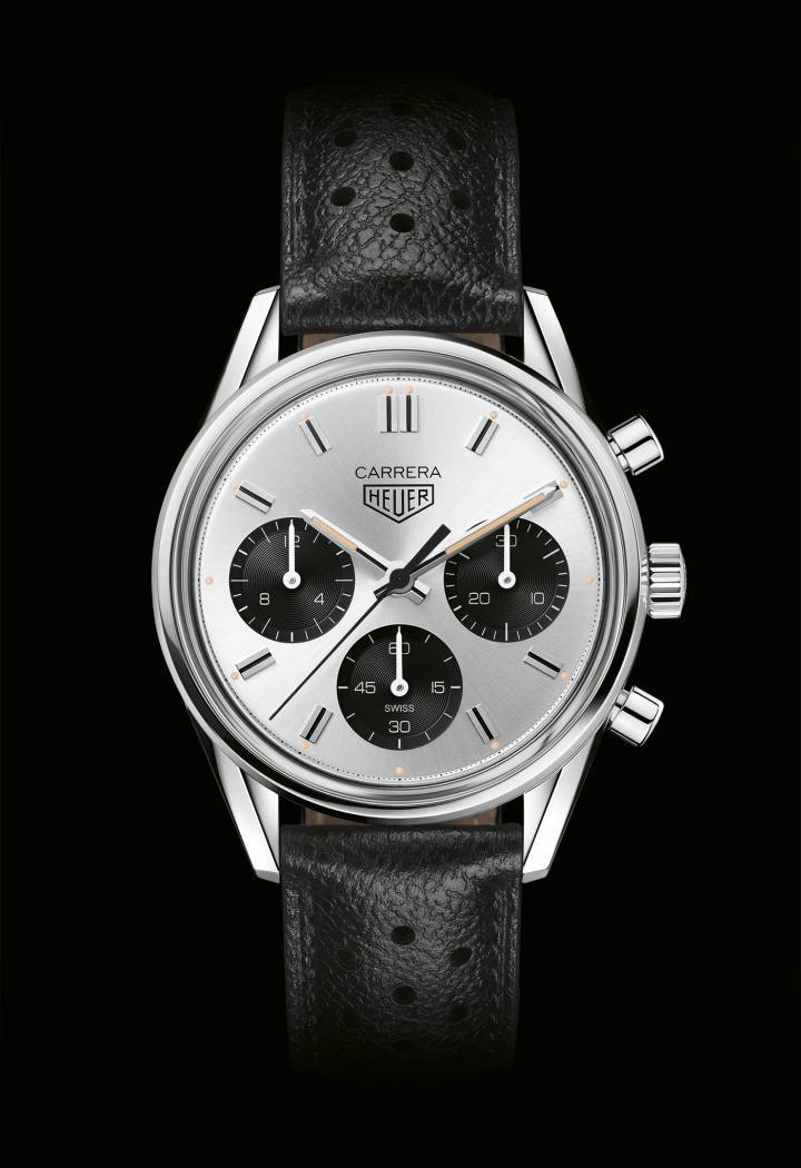 El TAG Heuer Carrera Chronograph 60th Anniversary es el primero de una serie de lanzamientos planeados para conmemorar el 60 aniversario de Carrera. Los equipos de diseño e ingeniería de la marca optaron por volver a uno de los Carreras antiguos más coleccionables, la referencia 2447 SN de finales de la década de 1960.