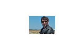 James Blunt viste el icónico Terrascope de JeanRichard