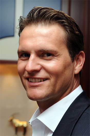 Carl F. Bucherer - Designación de nuevo CEO y del Vicepresidente Ejecutivo de Ventas