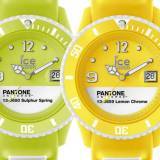 PANTONE UNIVERSETM SULPHUR SPRING y LEMON CHROME de Ice-Watch