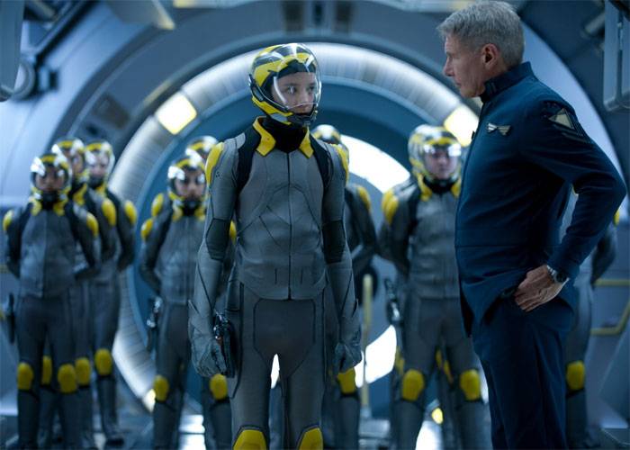 Harrison Ford como el Colonel Gaff en «Ender's Game»