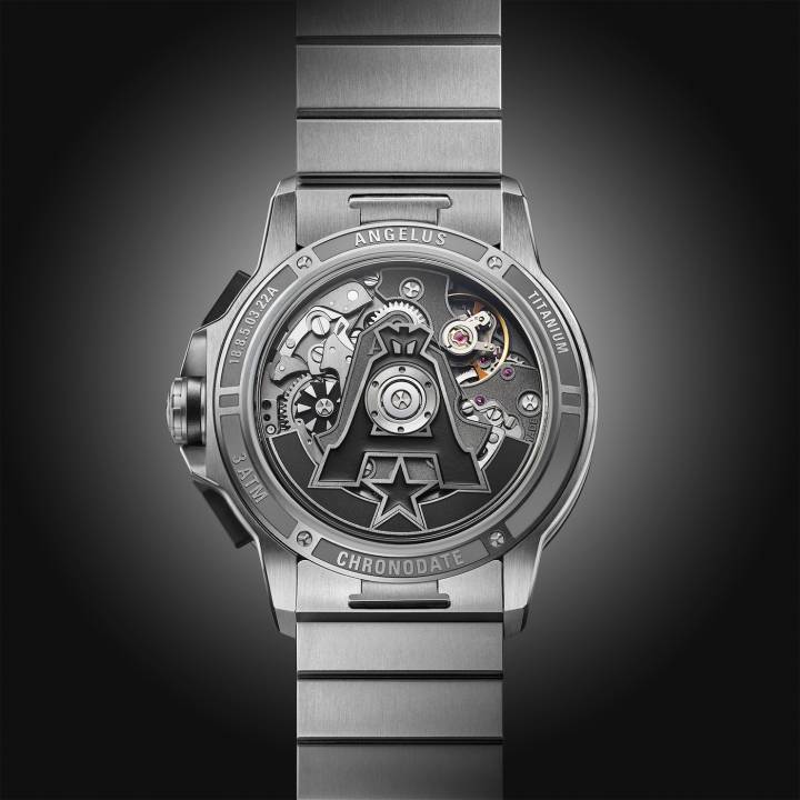 Angelus expande el Chronodate Titanium con la Magnetic Silver Edition