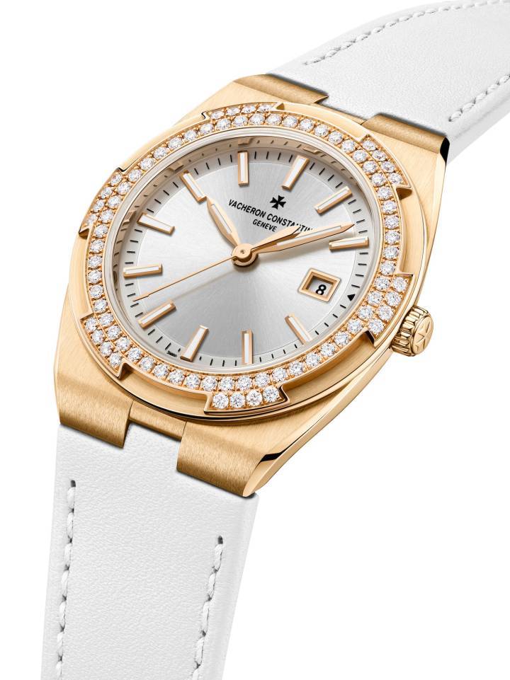 Nuevo Vacheron Constantin Overseas de 33 mm en oro rosa 