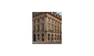 Louis Vuitton abre una nueva tienda de relojes y joyería en la Place Vendôme en Paris
