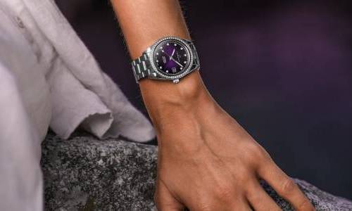 Norqain le da glamour al Adventure Sport 37 mm Purple Gradient