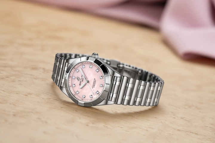 Con 28 mm, el último Chronomat de Breitling es el más pequeño hasta la fecha.